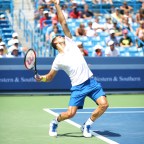 Dimitrov keeps dropping off, thanks to first rounders with Stanimal